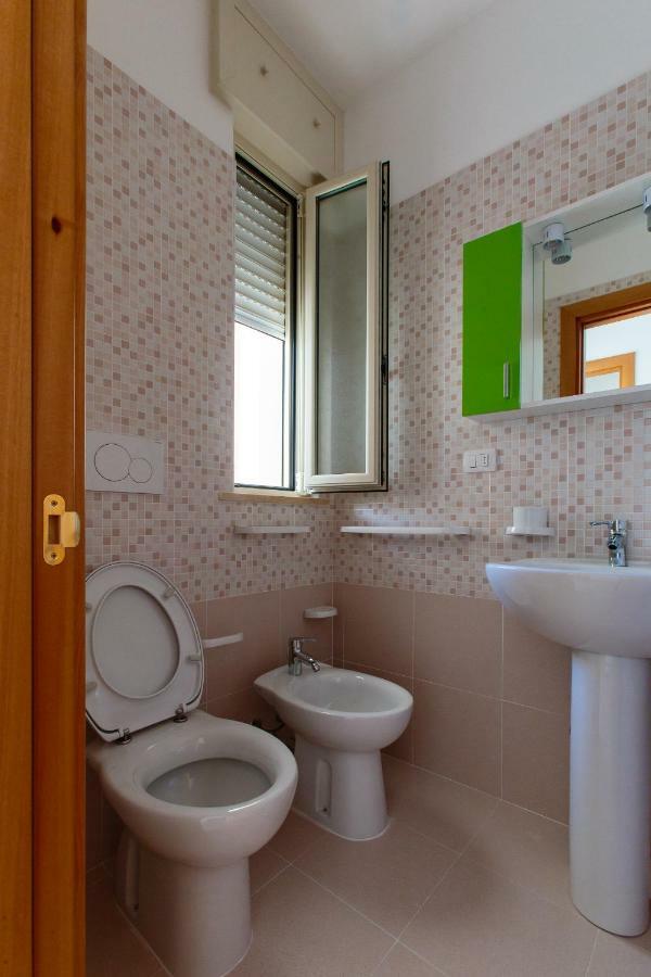 Complesso Casamica Villa Парабита Екстериор снимка