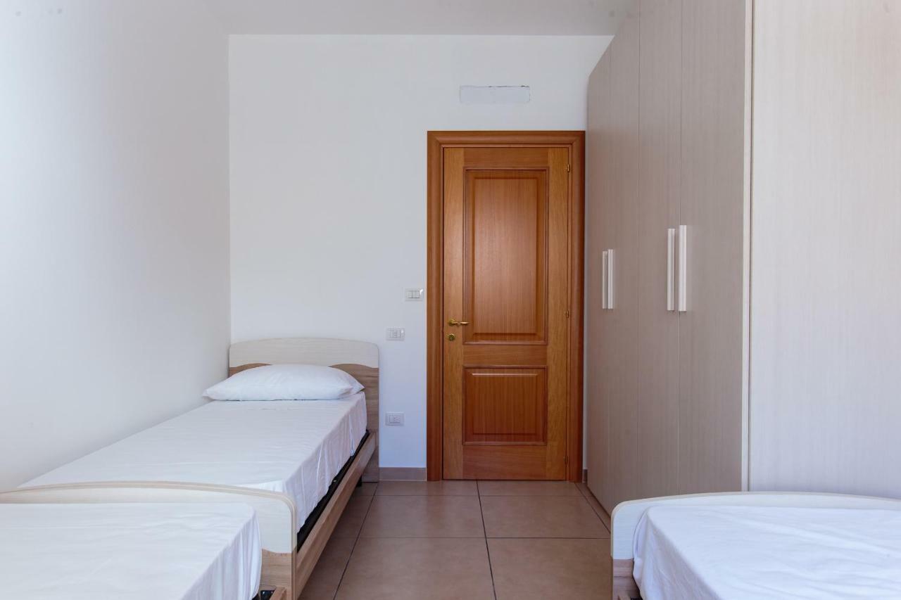 Complesso Casamica Villa Парабита Екстериор снимка